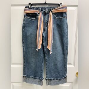 Lee Cuffed Capri Jeans